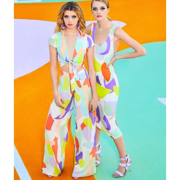 Alice and Olivia Gorgeous Jumpsuit! - Picture 5 of 8